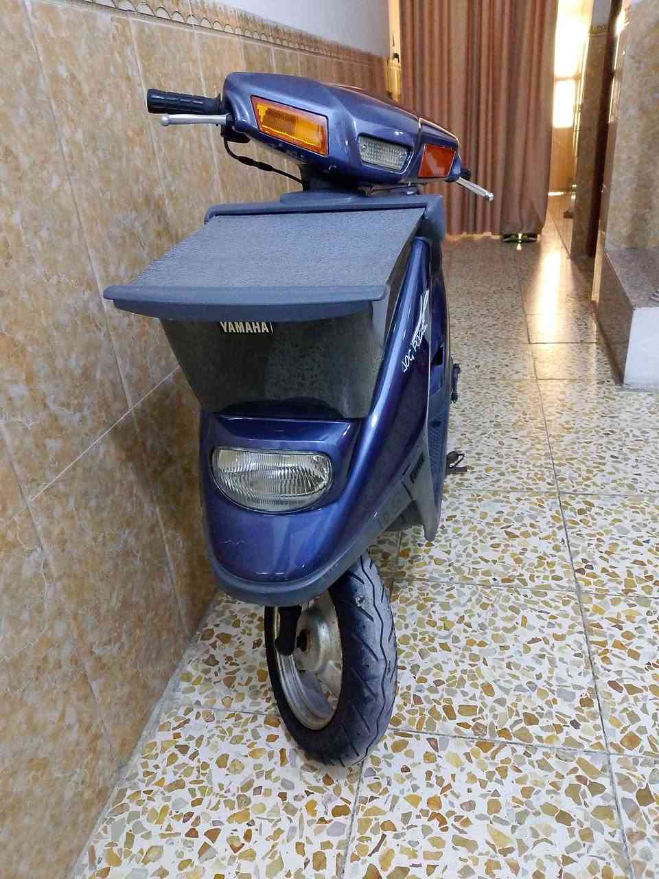 بزون برده ماشيه 3000
جديده لوك مكفوله من الزلغ 
مكينه ونعومه وشلعه فول قويه 
ضمان شهر الشراي يتصل بعدها بدهن اليابان 
***********
