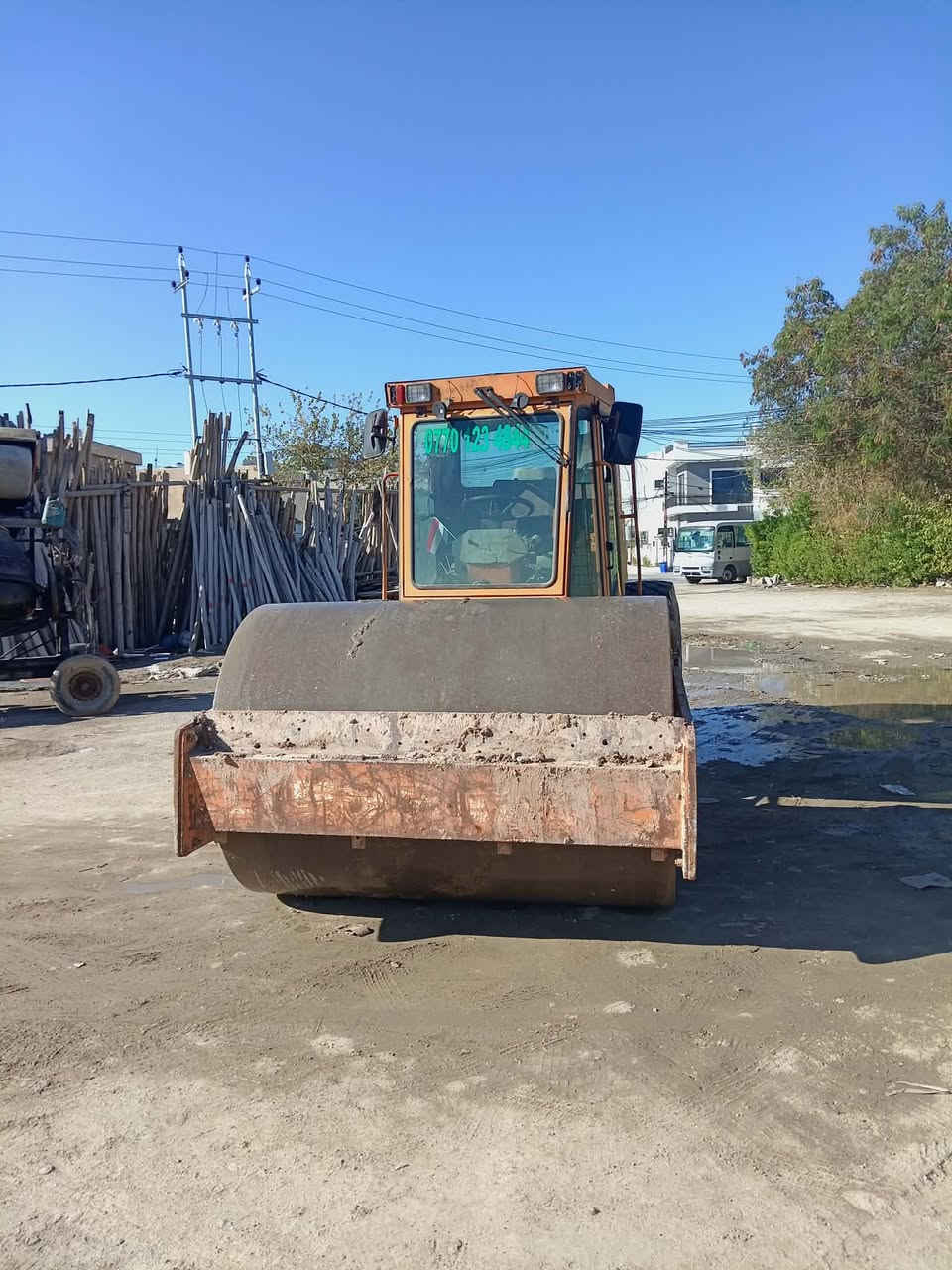 حاديلة للبيع١٩٩٨
***********
