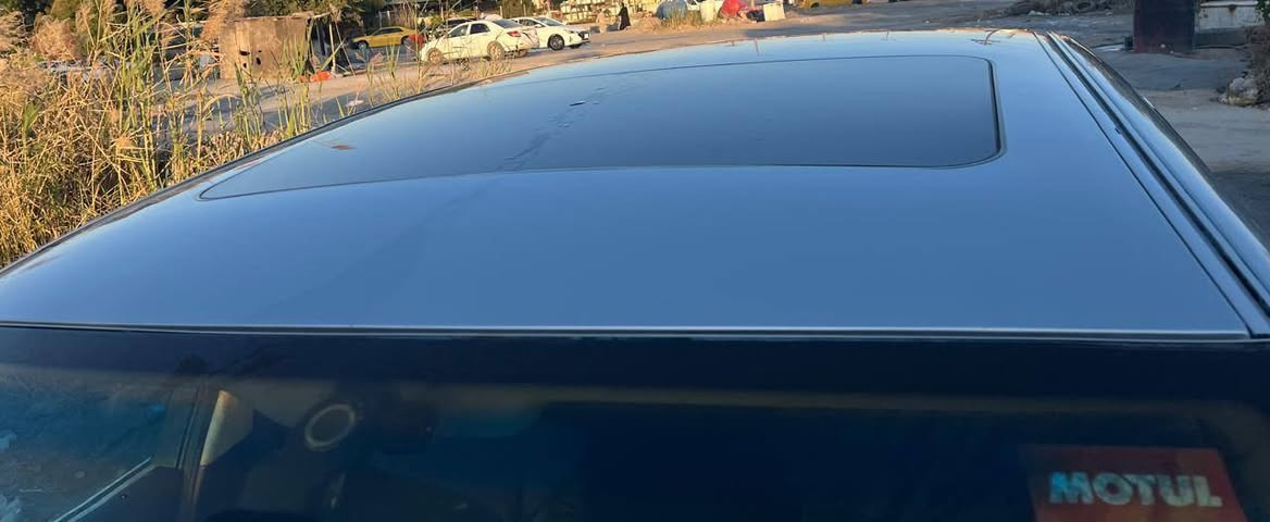 السلام عليكم
سياره للبيع 
BMWصقر 🇩🇪
موديل 1996 اصل
الون سلفري 
كهربائيات كلها بلاد وضع شركة 
كير ومكينة بشرط 
مكينه فانوس المرغوبه 🇩🇪
تبريد بشرط 
جام كهربائي 
سلايت طكتين 
تلفون رئاسي
بصمة تشغيل 
تشغيل عن بعد 
حداديه 90بالميه 
نظافة الغرفة 100‎%‎
السيارة كل نقص مابيها 
وضع الشركة
السيارة احله من الصور 
العنوان النجف الاشرف 
***********
