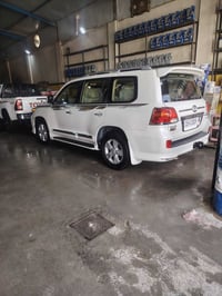 لاندكروزر البيع 2014 رقم 07815622753