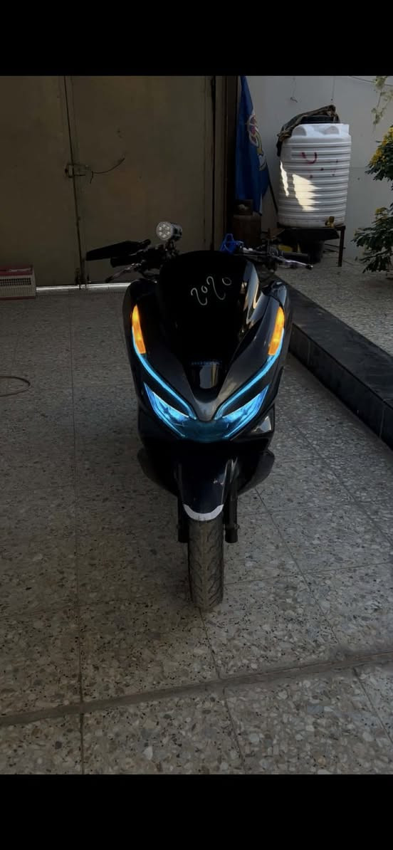 بي سي اكس موديل 2021 جيل ثالث
دراجه كفاله كلج ومكينه وكفر 
لون مميز 
ستيرن 3قطع رياضي 
شوته رياضي 
دراجه احله من الصور 
دراجه معروضه ب13 
او مروس بسلفر ونج نضيف حته لو بفرق اهم شي نضيفه 
بغداد مدينه الصدر /0772 281 6802
