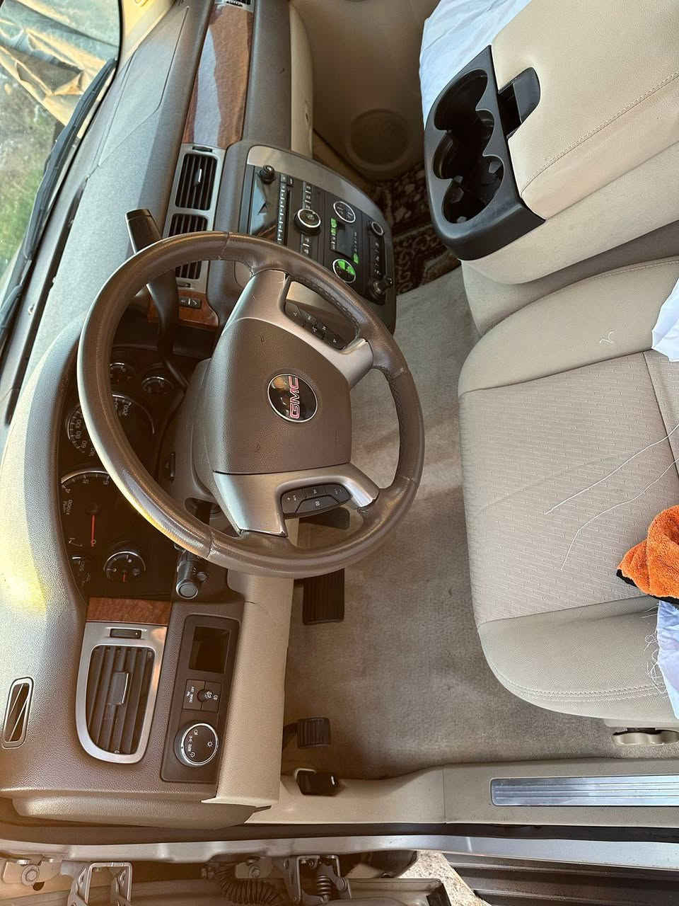 السلام عليكم يوكن طويل 2008 خليجي سیاره کفاله عامه کص ضربه صبغ وفتح كله مكفول دخول جدید ادوات تخم تاير جديد باتري جديد مكفوله من انتربول والعشائر والسرقه وبيها كتاب حجز هزة مرور للتسجيل ألجديد العنوان بصره رقم الهاتف ***********
