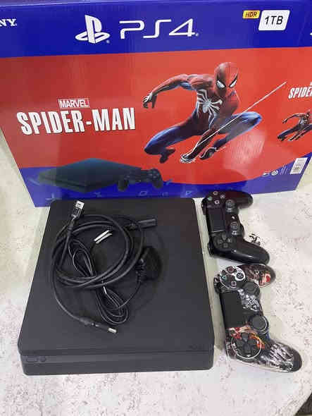 السلام عليكم بلي 4 سلم اخو الجديد ممستخدم هواي 
  
نضام ١١/٥٢ كبل يتهكر  ذاكره 1 تيره كامل ملحقاته كارتونه +

2 جوستك وحده اصليه /وحده تجاريه درجه اوله + كيبلات 

تشغيل سعره ٢٦٠ وبيه مجال مكاني بغداد رقم ***********

ملاحظه اني مكلف بل نشر
