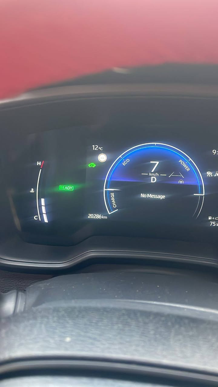 السلام عليكم للبيع كورلا كروز ٢٠٢٥ هايبرد فول مواصفات ٥ كامرات ماشيه ٢٠ الف كفاله عامه عليها سستم كامل رقم بغداد تحويل مباشر  السعر ١٩٠$ مكاني الرمادي سجاريه ***********
