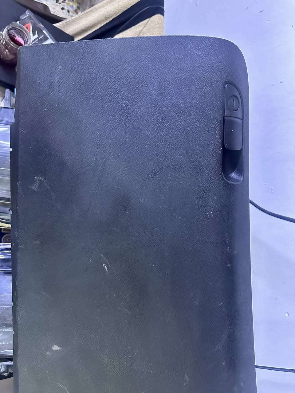 السلام عليكم من رخصة الادمن المحترم عندي غراض جارجر اوباما اليحتاج شي منهن يتصل ***********
