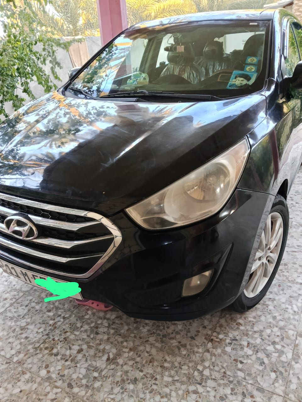 السلام عليكم من رخصة الادمن.
توسان2013 امريكي الاسرائليه
رقم بغداد باسمي تحويل ثاني يوم.
مكينه 2400 دوش. 
فور ويل.
فول بانوراما.
قماره طكتين
زنزن
تحكمات
دمام بلجنطه
بصمه
تبريد 
بنيد وجاملغ بدلات 
بيه صبخ الصفحه اليمن اثر شخط  

تخم تايره جديد
صدر امامي خلفي جديد.

شاشة جبيرة تبريد جديد.
ماشيه 172 كيلو.
السعر 135 $ وبيها مجال بسيط  مراوس هم
المكان بابل اطفيل
***********
