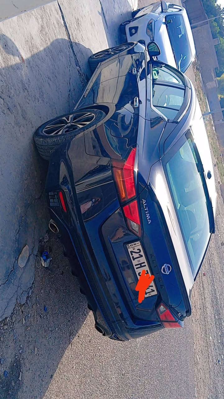 السلام عليكم 

التيما موديل 19رقم سليمانية فول موصفات SL معروف  كير ومحرك بشرط سنويه جديد ضرره بونيد وشويه على هلال تأير خلفي سونر ماله موجود ويه صوره سعر 147وبيه مجال الي شراي يتصل على رقم 

***********
