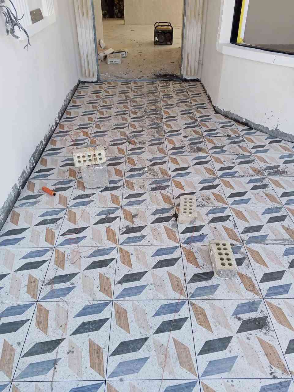 خلفت سيراميك جداري ورضي وجميع نواع سيراميك شتغل داخل البصرة قطعي وعل متر وبل يوميه  فقط داخل البصرة 
***********
عندي كادر تفليش وتصعيد المواد وتنظيف البيوت
عندي خلفت بناء والبخ ومعجون وبياض وصبغ
