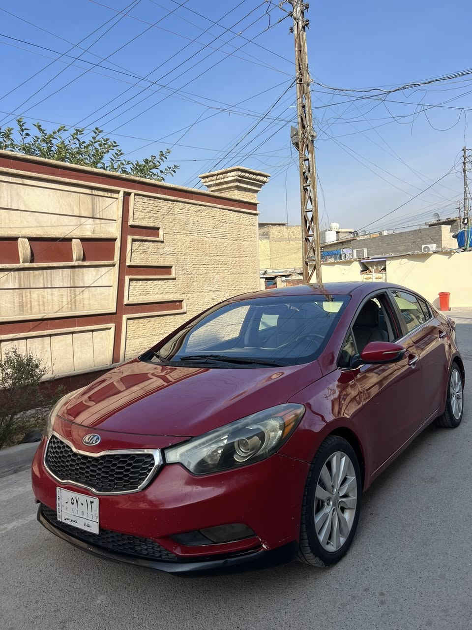 السلام عليكم فورتي 2014 فول مواصفات 1/1رقم بغداد 
السعر ( 96$ ) مكانها بغداد ***********
وارد امريكي حادث جاملغ وبيها گلير ٣ قطع بدون دواخل 
محرك 2000 سياره فول فتحه / بصمه تشغيل / كشنات جلد / شاشه جبيره / كامره خلفيه / كشن كهرباء / مقاعد تدفئه وتبريد 
سياره جاهزه بدون نقص الشراي يتصل
