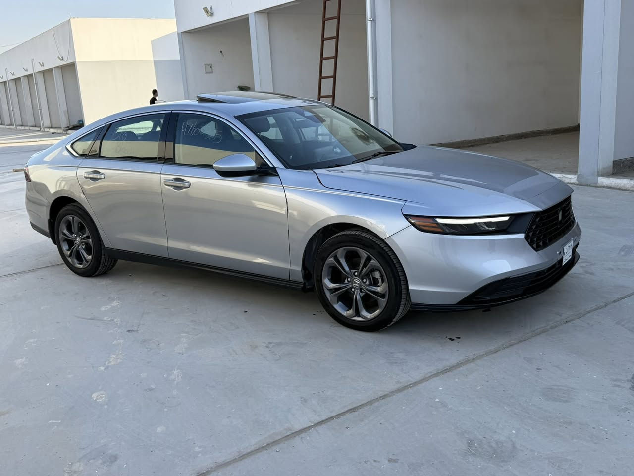 هوندا اكورد موديل ٢٠24 دخول جديد
فئة Sport   1500. محرك.  تيربو  وكير اوتو - فتحة سقف - رادارات - مثبت سرعة تفاعلي - تحديد مسار - كشن كهرباء - شاشه وكاميرا وحساس بلادي - ويل ١٩ - هاند بريك بصمة + اوتو هولد - دخول ذكي - اناره خارجيه Led بالكامل ، تشغيل عن بعد ، توقف ذاتي ، 
الحادث ( جاملغ امامي ايسر ، مع البنيد تبديل ) اني مستورده واني مصلحه على ايدي 
السعر. 175$ بيه مجال بسيط بدون رقم 
مكان السياره. بغداد. الكرخ  للاستفسار 
***********
غير متواجد ماسنجر. اتصال. ☎️ او وتساب ملاحظه. السياره. بانزين.  فقط.
