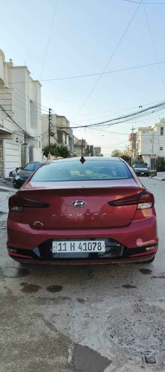 السلام عليكم سيارة النترا للبيع وارد امريكي مديل 2019 الوان ماروني كيم ايتي حادث امريكي فقط كما موضح بل صورة سيارة خير من الله جاهزة شغل وطلع وين ماتريد السيارة بيهة منضومة غاز رسمية من الدولة شادلهة لايتات منضومة زنون الرقم بغداد الجديد السعر 129بيهة مجال هذا رقم متواجد علية ***********
