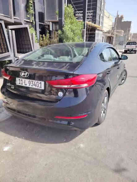 السلام عليكم 
النترا    18

محرك 2000 دوش 

رقم بغداد دولي بسمي 

ويل كروم 

شاشه 

ماشيه 100

تحكمات 

سياره جديده ستخدام شخصي 

حداديه جديد سياره جاهزه 

سونار مرفق بالصور 

السعر105 وبيه مجال 

مكان سياره بغداد 

للاستفسار اتصال على الرقم ***********
