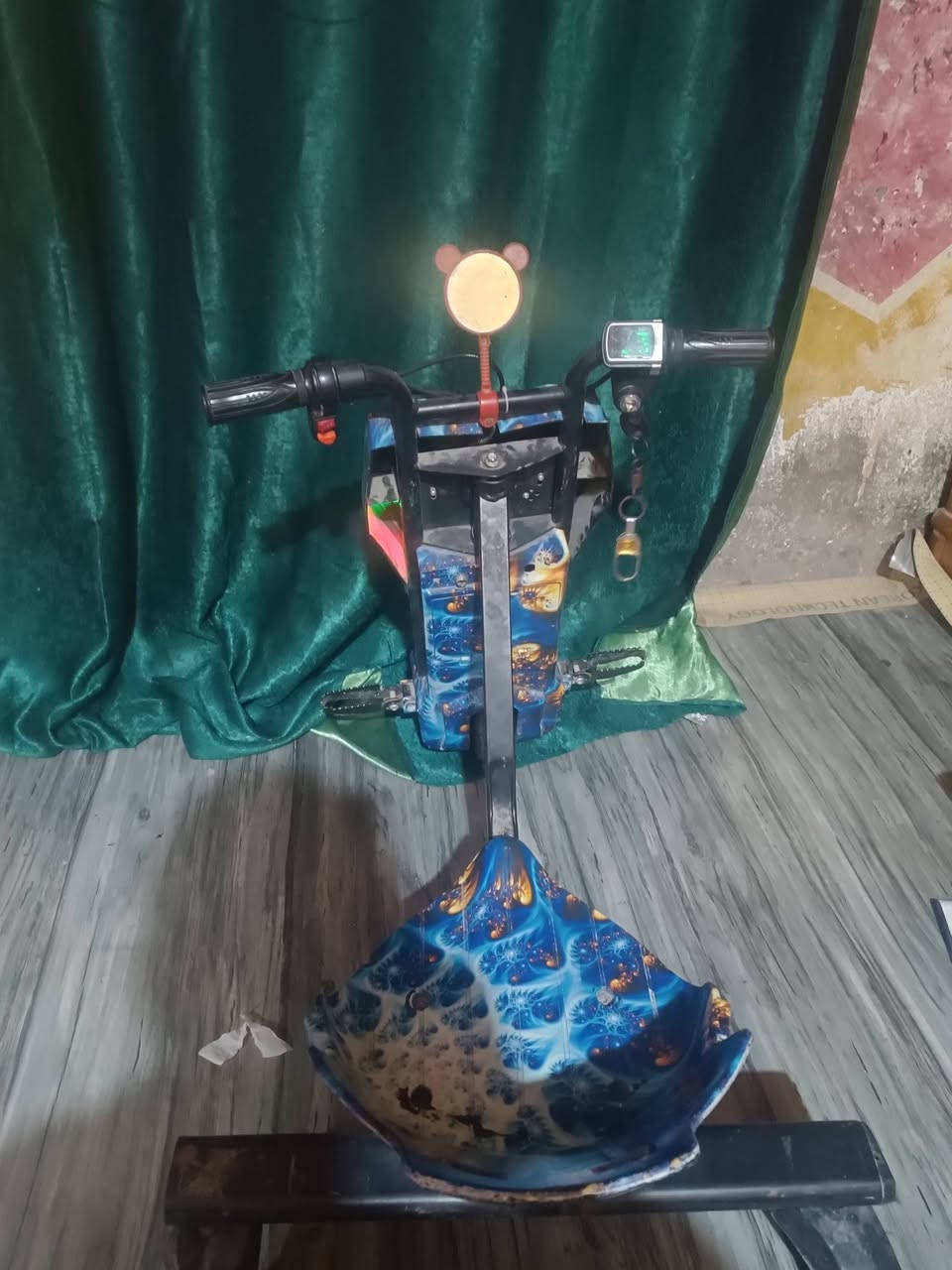 سكوتر شحن السعر 100وبي مجال قليل بصرة حيانية ‏‪+964 775 066 0297‬‏


**إذا كنت صاحب هذا الإعلان وتريد حذفه لأي سبب، رجاءا أرسل رسالة إلى الدعم الفني**