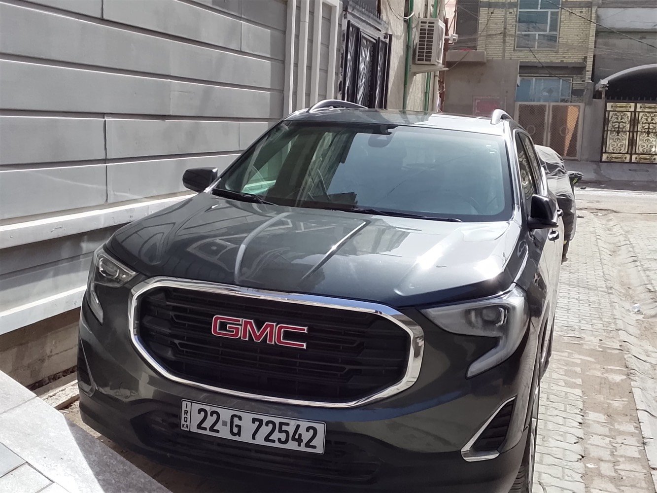 جمسي تيران 2020
ماشيه55000
السعر 180
لون اسمنتي 
