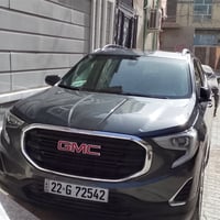 جمسي تيران 2020 ماشيه55000 السعر 180 لون اسمنتي