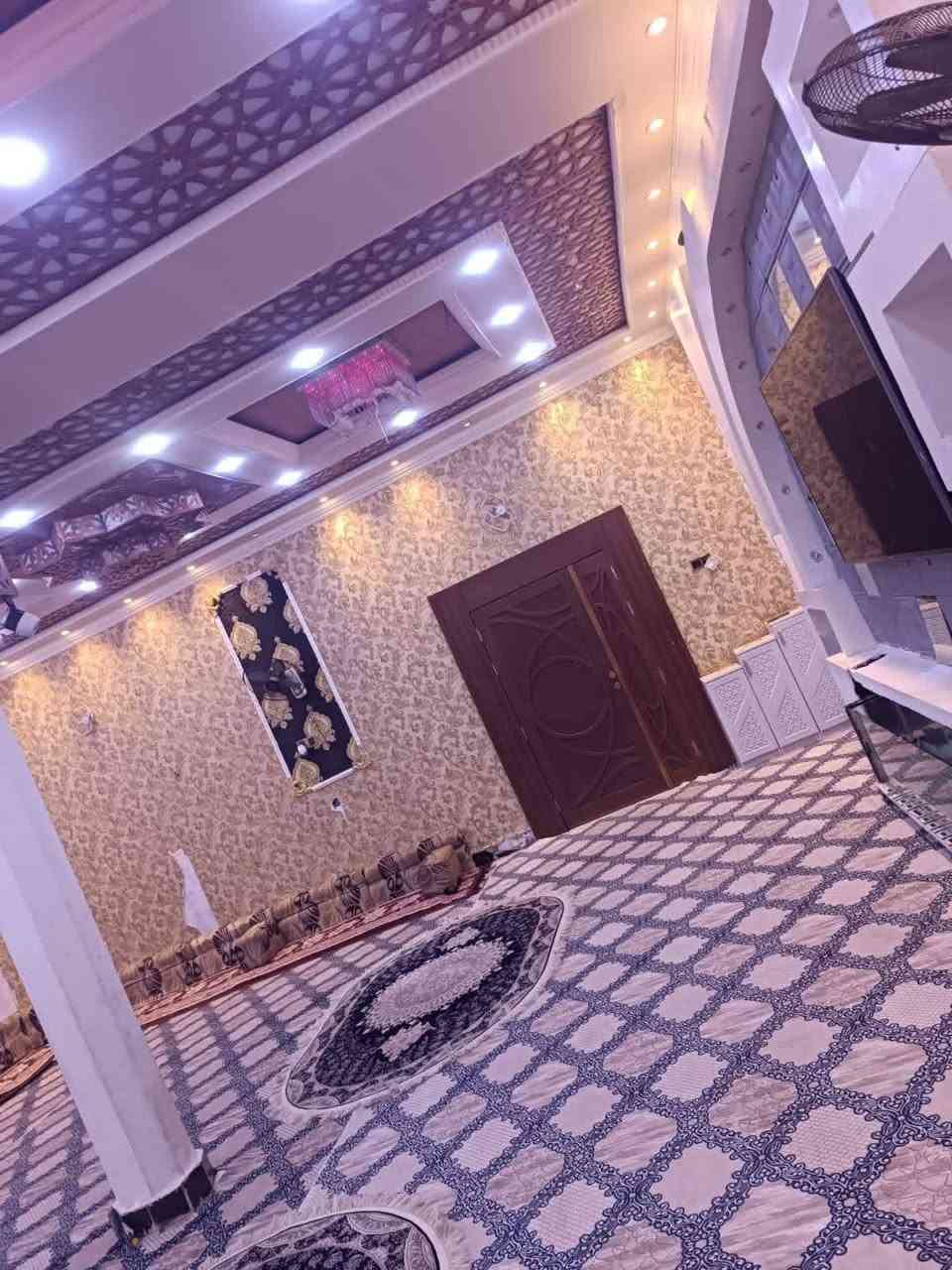 #اسعد #الله اوقاتكم بكل خير احبتي🫶🏻
     *********** 
#جبنالكم بيت  #طابقين✅
 بمساحه 260 متر✅
نوع العقار طاب وزراعي عراقي سند 25 تكعد ويا المالك مباشر✅
#يحتوي #الطابق #الأرضي✅
على غرف منام عدد2 
+ديوان+كبير+مطبخ+صاله كبيره
+صحيات داخليه كبيره+منور عدد 2
+كراج🚘 +حديقه🌹🌲🍀🌺🌴🌹
+صحيات خارجيه
#الطابق #الثاني #يحتوي
على غرف منام عدد4 
+صاله كبيره +صحيات كبير
+صطح سيراميك +مسقفات كي سبان
عن الرطوبه وحرارة الصيف الدار
جدآ متعوب عليه مال جناي
لحك واشتري قبل لاينباع
العنوان البصره ابو الخصيب كوت ثواني قرب الصيدليه
#السعر #المطلوب
 130مليون قابل للتفاوض
جمع توفر كافة الخدمات
 #شارع 15 بلباب انارة💡ماء كهرباء مجاري
فارق جاهزة للسكن 
      *********** 
نستقبل كافة العروض العقاريه✍️
