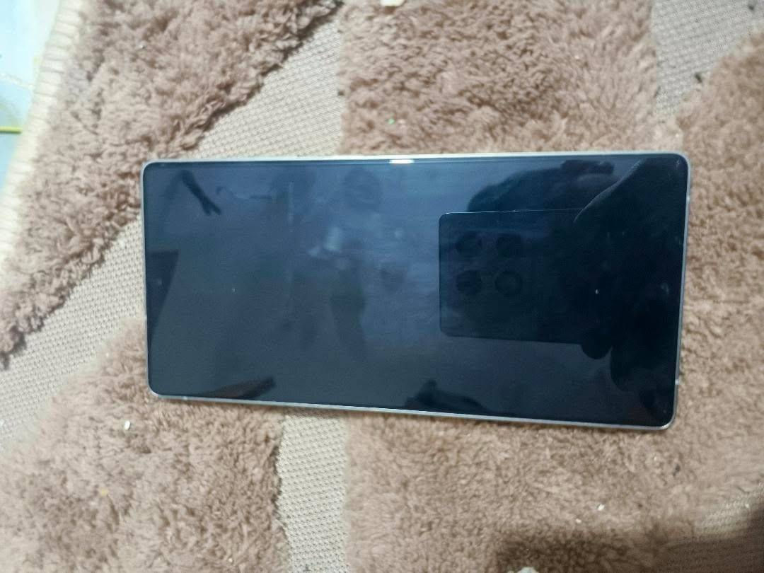 لسلام عليكم أخوان عندي موبايل أس 25 ألترا للبيع سعر مليون و 200، الذاكره 256 وبي مجال حقد الجيه العنوان نجف ناحية الحرية موبايل مكفول من الشخط


**إذا كنت صاحب هذا الإعلان وتريد حذفه لأي سبب، رجاءا أرسل رسالة إلى الدعم الفني**