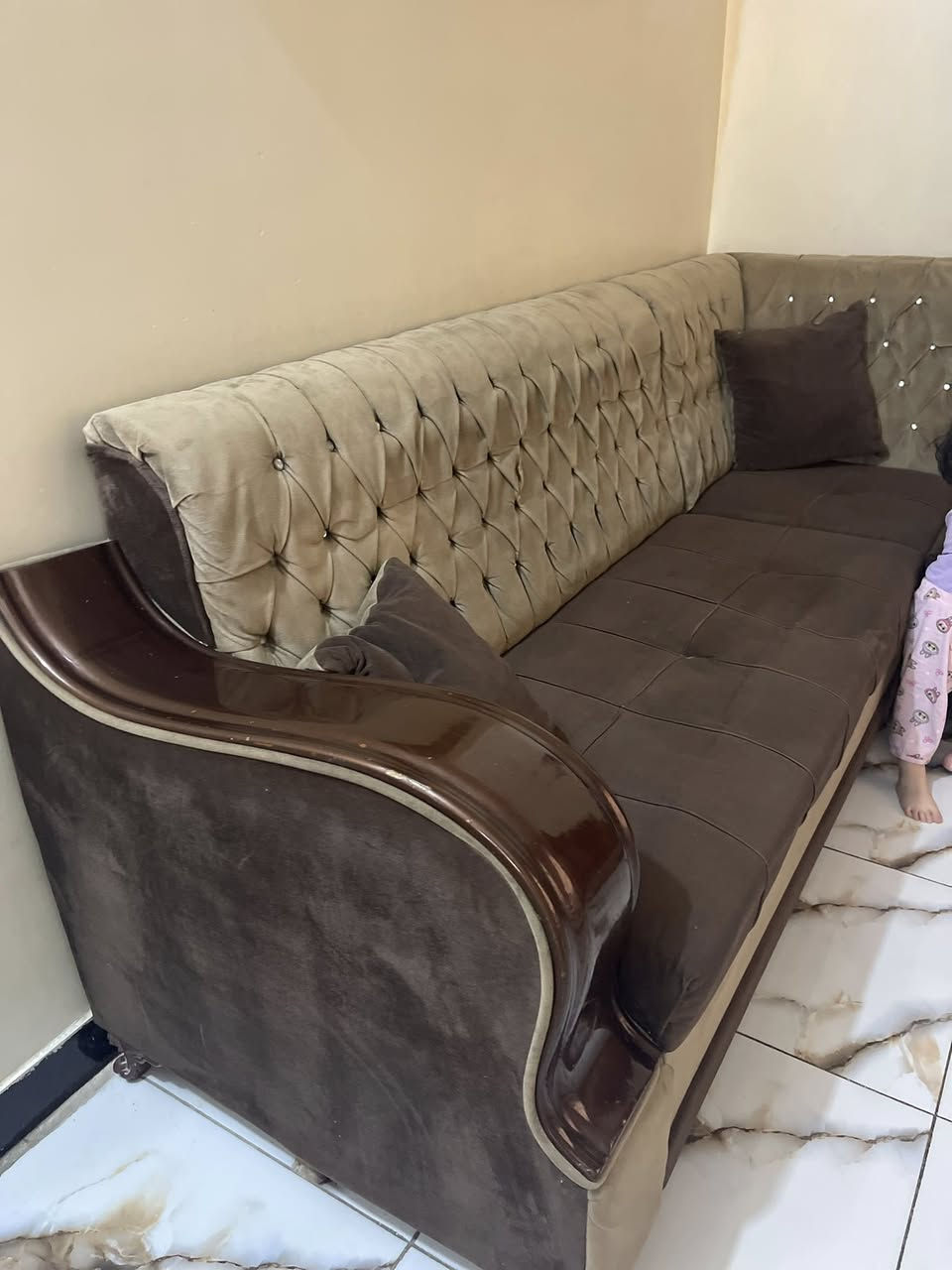 سرير نفر صاج بندق اللون شغل عراقي  مع مخزن داخلي استعمال قليل  
تخم شغل عراقي القياس ١٩٠في ٢٣٠ فقط الاسفنج نازل 

السعر التخم والسرير ب٣٠٠


**إذا كنت صاحب هذا الإعلان وتريد حذفه لأي سبب، رجاءا أرسل رسالة إلى الدعم الفني**
