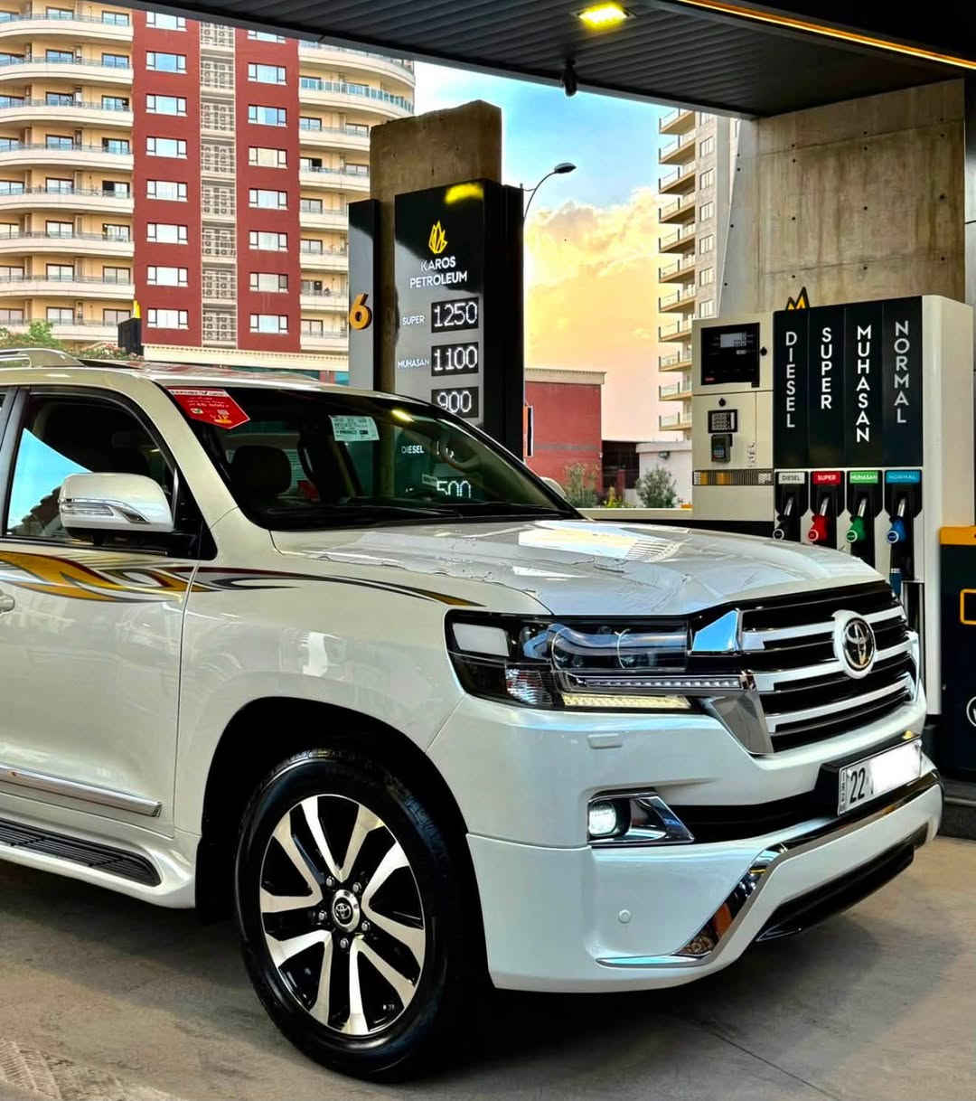 toyota land crusir_2017_  وايت ديشن

اللَّهُمَّ صَلِّ عَلَى مُحَمَّدٍ وَعَلَى آل مُحَمَّدٍ

🔷 ملاحظه سياره ماشاالله نفص ماكو زيرو
🔷لاند كروزر (٢٠١٧) وايت ديشن (ساز)
🔷سياره حتا سبير ما نزل 
🔷سياره (وايت ديشن درجه اولا )
🔷ماشيه 96,000 الف كيلو سياره تجديد اولا مره 

🔷تويتا لاندكروز موديل (٢٠١٧) وايت ديشن
🔷سياره مواصفات (GXR)وايت ديشن اصلي
🔷 (8)سلندر __ حجم محرك (٤٦٠٠)     
🔷ماشيه (96) الف كيلو شرط شرط 
🔷سياره مكفول كفاله عامه _ بدون صبغ
بدون بارد بدون مفتوح حيل نظيف جديد

🔷سياره گير محرك بشرت مامفتوح كل بشرت

🔷4 اطارات و ويل جديد شريكه شرط
🔷سياره داخل بيجي كوشنات جلد
🔷كامل غه راض مال شريكه موجود حتا عرضيا مامفتوح لوك لوك 

🔷مواصفات سياره 
(بصمه .. الانزلاق .. كشن جلد  .. ثلاجه ..  زينون .. هواء مزدوج .. نيظام ايكو ..
حساسيه الديك الموخره مرايات .. فتحه ..
تشغيل عن بعد ..  باب بصمه )

🔷سنويه هزه كل جديد مباشر حول
سنويه حتا ٢٠٢٧ جديد مباشر حول

🔷• نظافه ١٠٠٪ كامل سيرڤس بدون نقص 

🔷مكان سليمانيه
🔷سعر (456$)
🔷رقم . ***********
