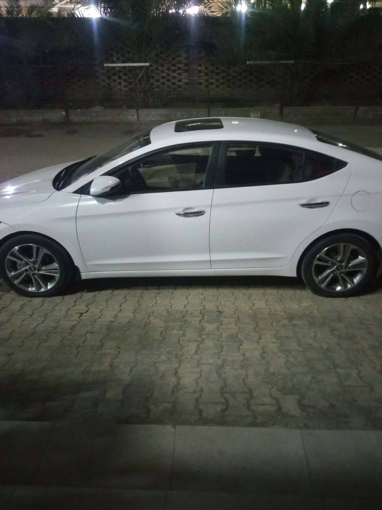 سلام عليكم  
النترا سوبر خليجي موديل /2019  محرك/2000/ كلشي بيه على وضع الشركة كفالة عامه من البارد والصبغ 
🌺ELANTRA 🌹Super 🌺
لون ابيض / 🤍2019
رقم بغداد دولي الجديد تحويل  بنفس الوقت ؟ سيارة بأسمي
فول مواصفات عدا البصمه   
كشنات جلد 
سلايد روف 
لد نهاري 
ويل كب عدد / 5  
كروز سرعه 
قطعتين تبريد امامي وخلفي 
كامره خلفيه دواره + كامره اماميه  
تحكم ستيرن جهتين 
مدخل (USB / AUX)
اشاير بالمري 
مري قابله للطي اوتو و شفط AUTO
الاوامر الصوتية انفنتي 
شاشة حجم كبير 
يدات ابواب المنيوم 
دسك عدد / 4 
محرك 2000 دوش سوبر خليجي 
حساس خلفي بلادي + حساس امامي بلادي 
3 انظمه قياده
( نورمال / ايكو / سبورت
تخم تاير جديد كوري 
كير محرك تبريد صدر حداديه كفاله عامه جديده جداً  مكفوله من جميع النواحي مابيه نقص ابد  و على الفحص 
مكفوله كفاله عامة النجف, العراق


**إذا كنت صاحب هذا الإعلان وتريد حذفه لأي سبب، رجاءا أرسل رسالة إلى الدعم الفني**