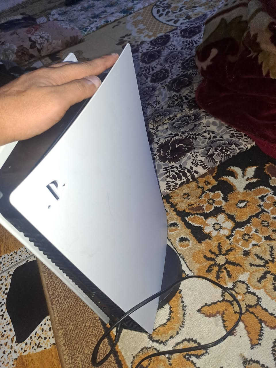 السلام عليكم 5ديجتال للبيع 550 الف وبي مجال مكاني بغداد العبيدي
***********
