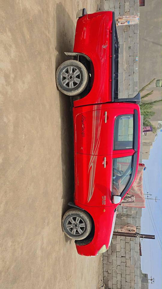 سياره البيع سياره جاهزه موديل 2010بيهه صبغ رغم بصره بعتهه مامنتهيه حداديه جديده وتخم تايرجديد مكان بصره دير
السعر 120وبيه مجال والشراي يتصل
*********** كلف  بالنشر البصرة, العراق
