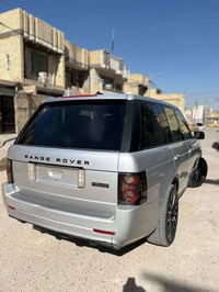 للبيع  وين اليدور نضيف وكشخه  رانج روفر فوج 2006 محدث 2013 أوتو باي كر...
