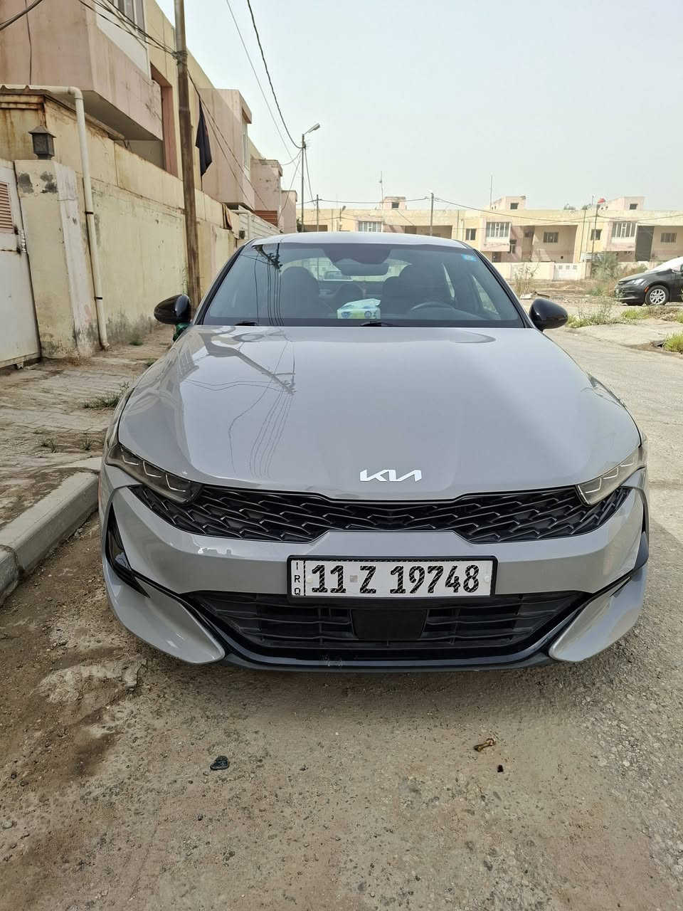 السلام عليكم كي فايف جيتي لاين  2023
مواصفات جي تي لاين
ماشية  34 mi
تبديل قبق جنطه و عامية نفس لون تفصيخ اصلي
اللون سمنتي مميز
دواخل احمر
رقم بغداد حرة ب اسمي تحويل ثاني يوم
مكان السيارة الديوانية
للتواصل. 
السعر 195
***********
