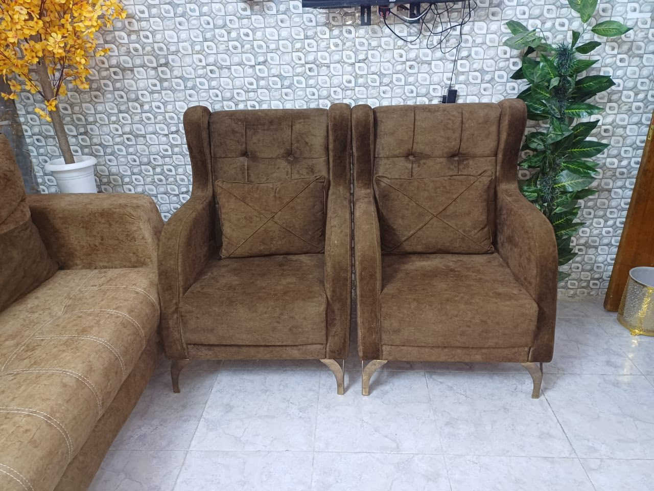 السلام عليكم غراض بيت للبيع نضيفات كلش مكاني بغداد بلديات***********
