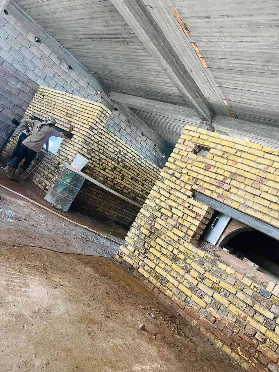 ابو الفضل الكواز النجفي.
http://wa.me/9647807771118
💬 للتواصل المباشر عبر الواتساب اضغط هن👆👆
🧱 شغل هندسي درجة أولى.. بناء أفضل كور الصمون 🧱
تبحث عن "خلفه" يضبط لك الكورة بالمليم؟ وتوزيع حرارة يبيض الوجه ويطلع الصمون ذهب؟
نحن متخصصون في تأسيس وبناء كافة أنواع كور الصمون الحجرية بأعلى المواصفات الفنية:
✅ بناء هندسي متقن: تصميم يضمن توزيع الحرارة بالتساوي لكل الصمون.
✅ متانة وعمر طويل: استخدام أفضل المواد التي تتحمل كرف الشغل والنار القوية.
✅ توفير في الوقود: بناء مدروس يقلل من استهلاك الغاز والنفط. 
✅ خدمة لكافة المحافظات: نصلكم أينما كنتم وبمواعيد مضبوطة ودقيقة.
شغلنا يحكي عنا والدقة هدفنا! (شوفوا الصور والفيديوهات 👇)
📞 للحجز والاستفسار (اتصال):
***********
