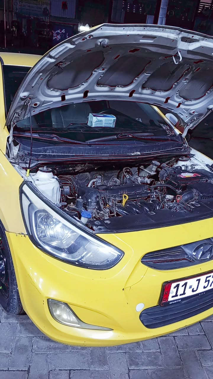 سلام عليكم كسنت موديل 2014 خليجي تحكمات ستيرن محرك 1600 سعر 90 مكان سياره بغداد حي العامل رقم الهاتف ***********
