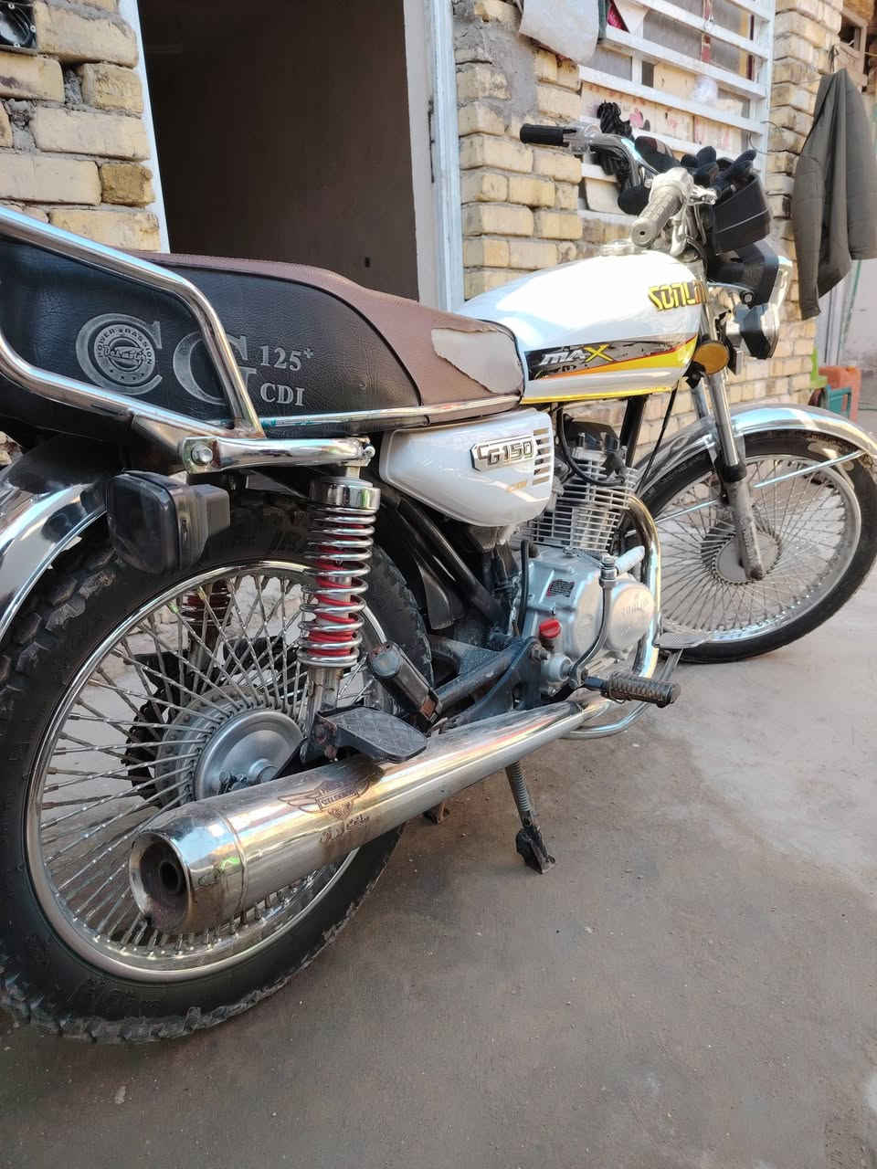 السلام عليكم دراجه اربع قير للبيع موديل 23 تايجر نظيفه دراجه كامله شغاله اوراق باسم الدراجه كربلاء طويرج  ***********
