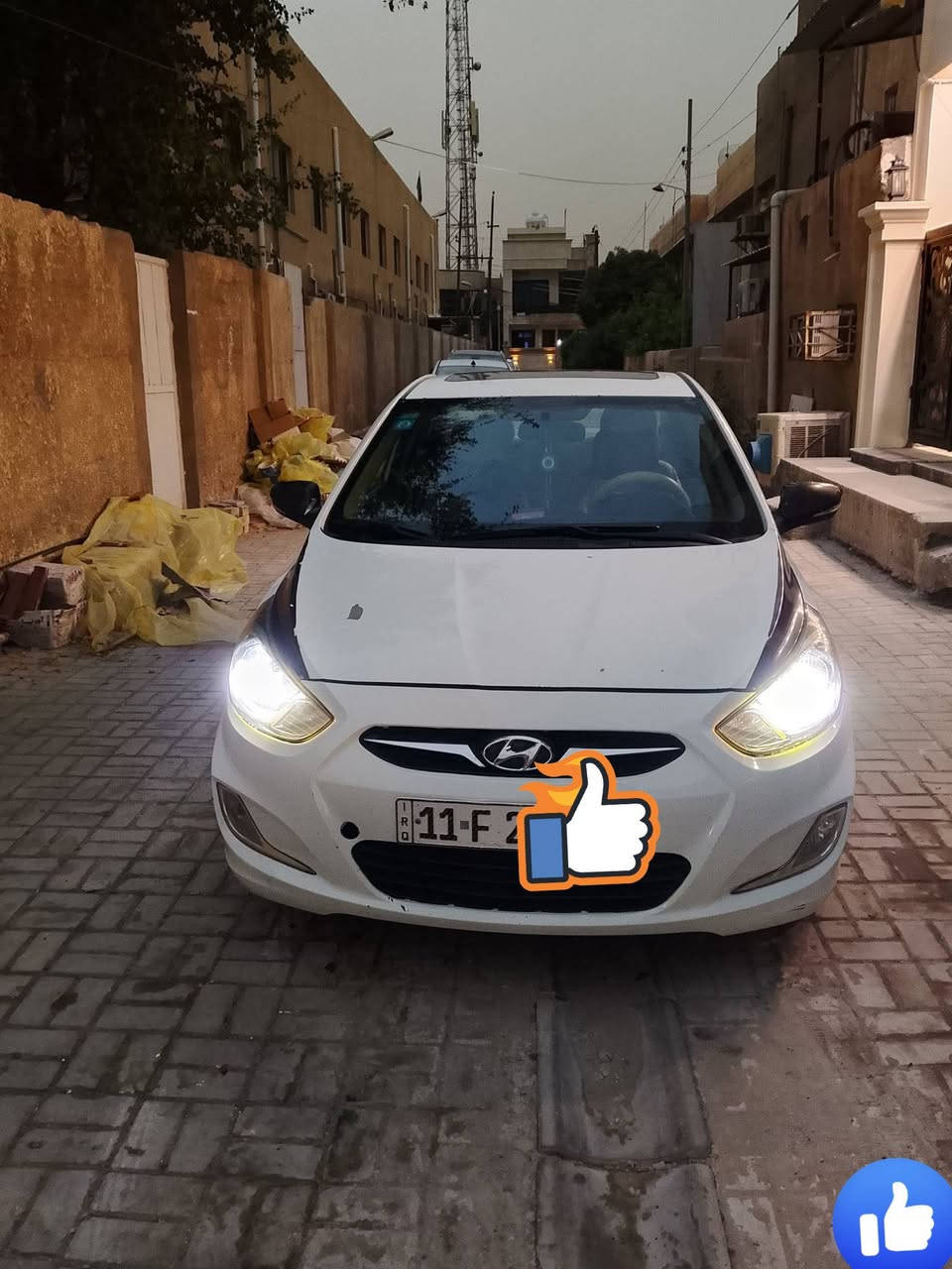 السلام عليكم
اكسنت 2011

سنويه 2030

بغداد تحويل مباشر 

خليجي بلو 

5 تجاوي 

كامره 

شاشه 

نضام ECO

محرك 1600 دوش 

جك كشن 

5 ويل كب 

زنون اصلي 

تبريد و تدفئه 

محرك يخبل ترأي وين ما تريد 

باتري جديد 

صدر جديد 

بيها صبغ بابين وجاملغ اثر شخط 

الدواخل سليمه 

كانها بغداد حي الجهاد 

السعر 87 ورقه 

***********
