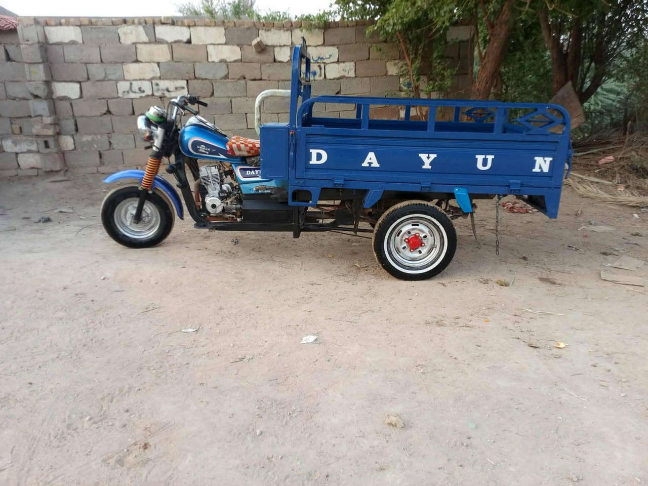 سلام عليكم ستوته للبيع موديل 19طالعه بال20
اوراق اصوليه. مكينه 25 كارتون تخم تاير جديد.   السعر خاص او    اتصل  ***********

المكان..  فضاء الفجر
