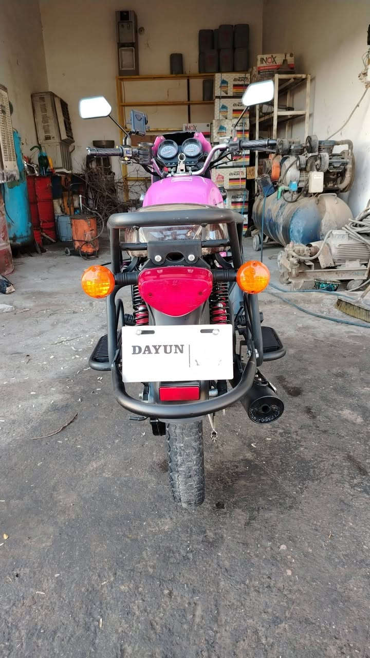 دايوان البيع مديل 23 دراجه اخت الجديد ما ماشيه من البيت المحل واسط قضاء النعمانيه الاستفسار ***********
