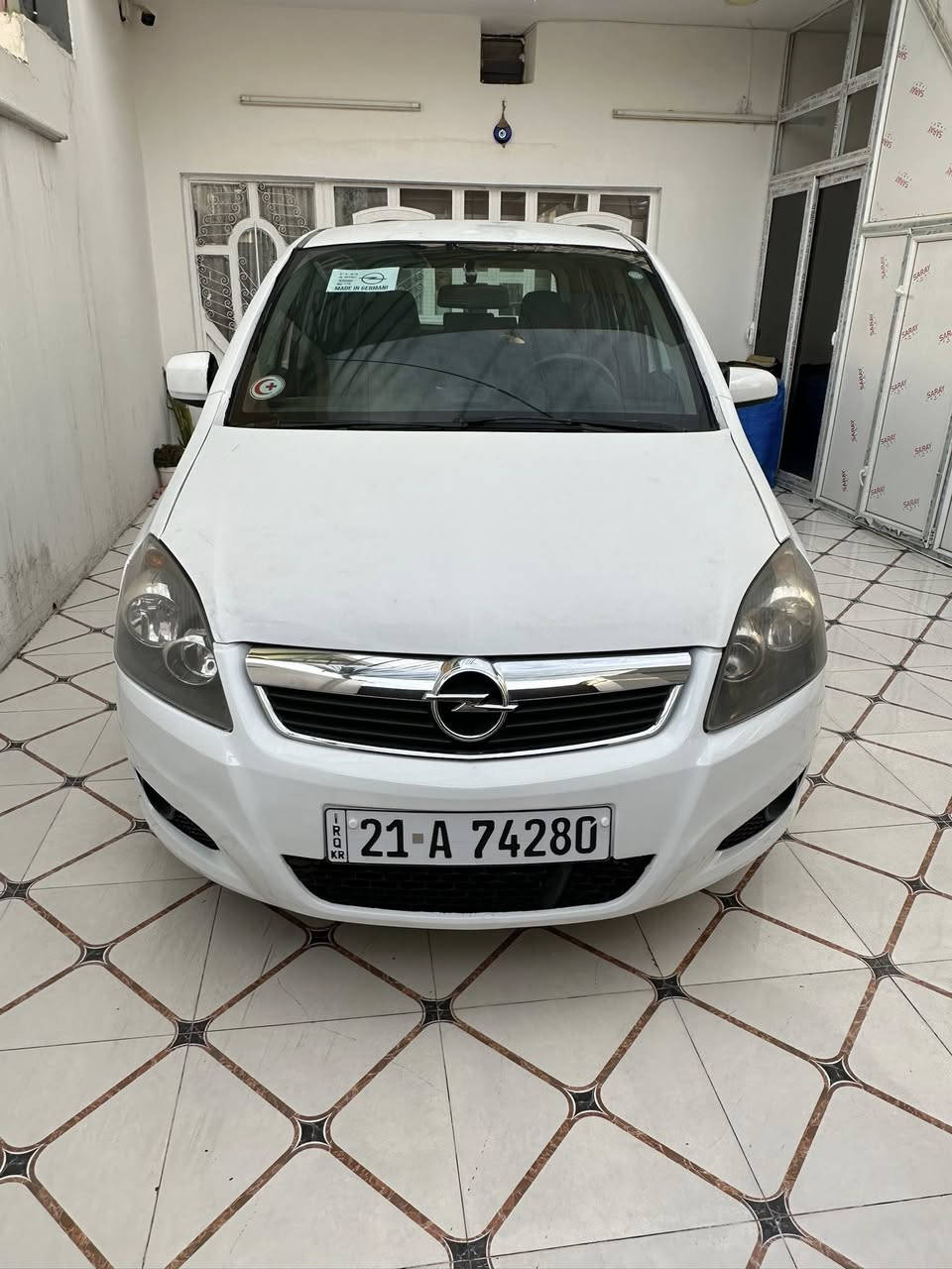 اسعد الله اوقاتكم بالف متابعينا الكرام اوبل زافيرا سبعة راكب موديل 2008 محرك 1600 بلادي اربعة سلندر كير عادي رقم سليمانية دولي سنوية  بأسمي  والهزة  جديدة  لوحات  جديدة   سنوية  مجدد  سيارة جديدة بمعنى الكلمة  سعرة  63 ورقة بي  مجال بسيط للشراي مال حك جية تيجي يمي عين غطة عين افراش اخدمك شراي يخابرني بيك خير اوتدلل لان ممتواجد عالفيس  ***********
