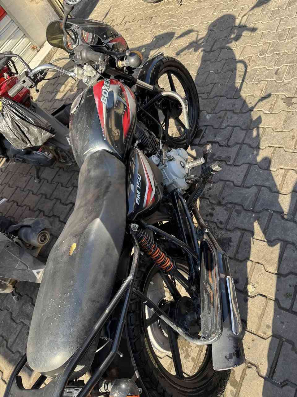 السلام عليكم دراچه بوكسر لل بيع موديل 2019 بيه شويه نقوصات هذا رقمي *********** مامتواجد فيسبوك
