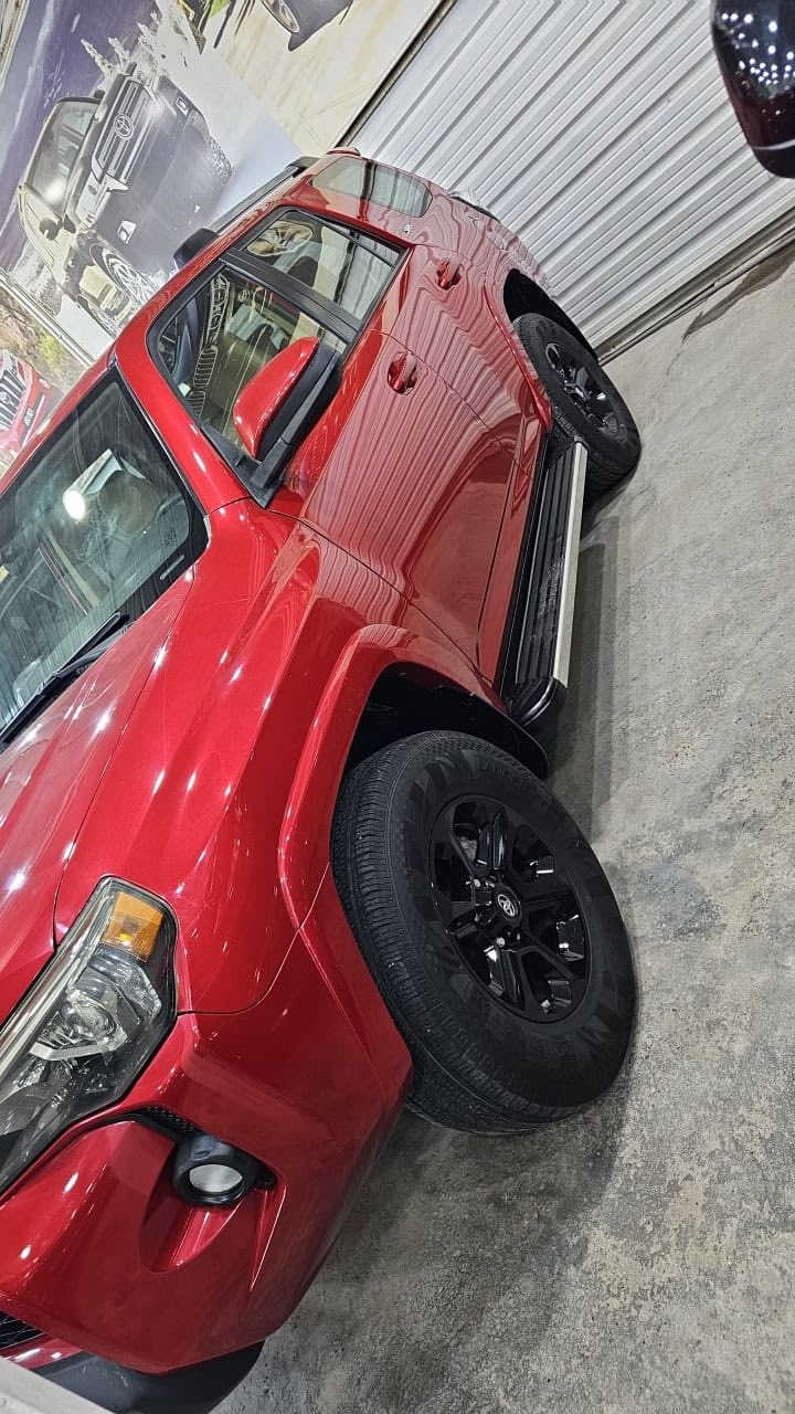 السلامً عليكم ورحمه  الله وبركاته

تويوتا  فورنر 
محرك  4000
فئه.    SR5
7.      راكب 
داخلً بيجي 
سويج.  
موديل     2019 
ماشيه.  70000. مايل
حادث جاملغ وبنيد  وحافه الباب 
رقم بغداد. باسمي 
مكاني السيديه 
السياره جاهزه مابيه نقص 
الاتصال   ***********
