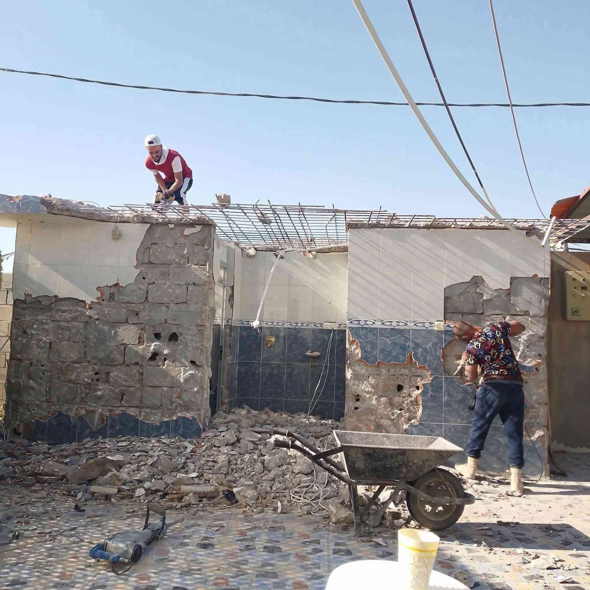 سلام عليكم  / يوجد كادر عمل جاهز  تصعيد مواد  / تنضيف بيوت  / تفليش  / تكشيط  / دفن نهري  / شقلنه ليل ونهار  / وماعليك بكلشي تاخذ شقل جاهز مني  / ومعداتنه جاهز وسياره تجيك للبيت ماعليك بس تصال على رقم/  ، ***********
