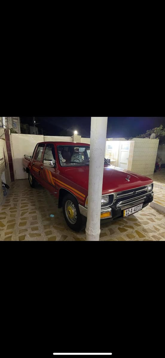 بيكاب.تويوتا موديل 1992 سياره عام به خ بدون دواخل گئرو مه كينه ب شه رت اكسن شه رت تحويل و وكاله شه رت مكان سياره عقره *********** ***********
