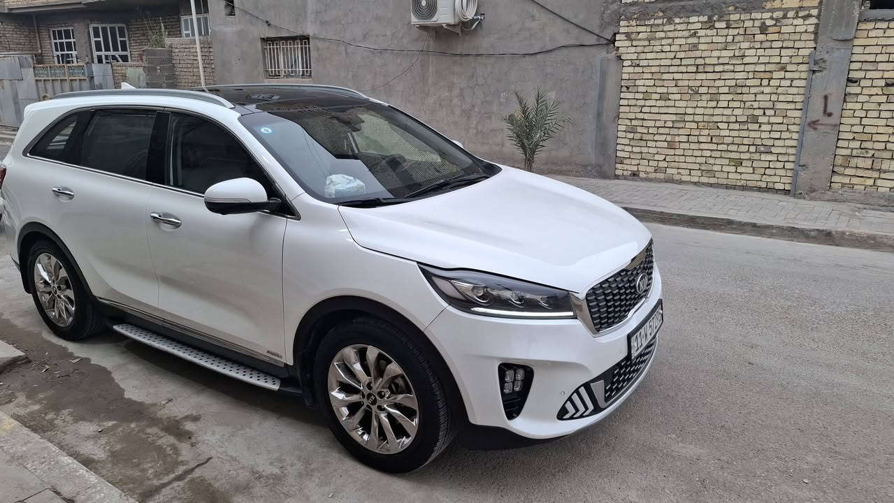 السلام عليكم سورنتو 2019 خليجي  
فول  1/1 كفالة عامة رقم بغداد باسمي كير /محرك/حدادية بلاد 
مسافة المقطوعة 48/500ك 
 ثلاث قطع تبريد/
سبعة راكب /
محرك ٦ سلندر ٣٦٠٠/
بانوراما/ حساسات امامي وخلفية/ المقاعد كهرباء /
سايد بريك كهرباء/ إشارة ترحيب 
تدفئة تبريد المقاعد/  برادات بيبان/ مقاعد جلد لونين /
كاميرا دواره نظام متكامل /
بصمتين تشغيل/
أربعة انضمة قيادة/
ويل كروم الحجم 19 /
وبعد بيها هواي مواصفات
ملاحظة /// تكحيل جاملغ الأمامي بطرف الدعامية  كد الاصبع 
السعر 268 الشراي يتصل ويدلل
رجاء بدون تعليقات
الهاتف ***********
