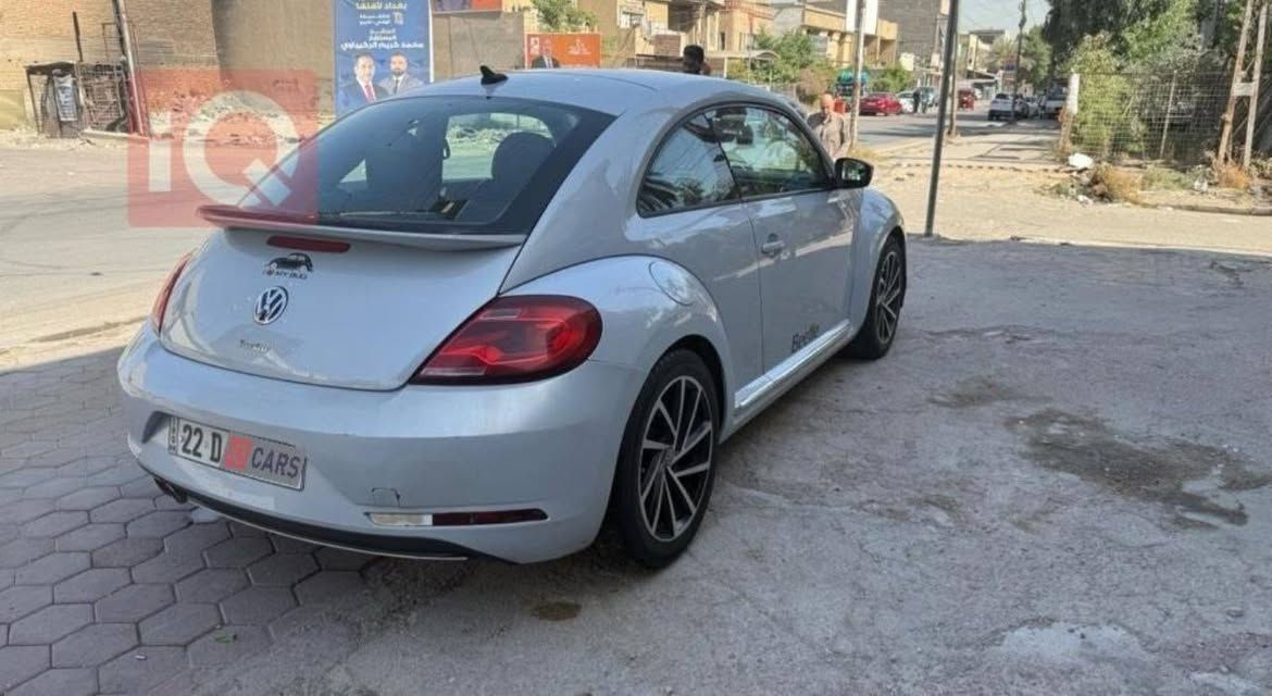 السياره جاهزه وما ينقصه شي وعداده ١٣٩الف كم ضربتها بنيد وجاملغ ونفسهن معدليهن وصابغيهن  لون سمائي فاتح
رايده ب١١٨ وبيها مجال بسيط للجاد 
***********
واتس اب+اتصال
مكانهه البصره
