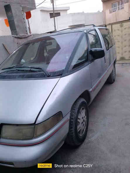 السلام عليكم
سيارة شوفرليت
 لومينا 7 راكب
موديل 1993
كير اوتماتيك 
رقمها بغداد السعر 35 
مكاني بغداد 
للتواصل ***********
