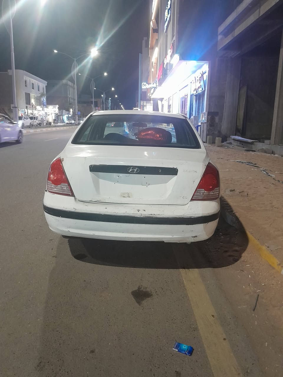 سلام عليكم النترا للبيع مال مزاد الداخلية موديل 2004 كير ومحرك خير من الله شرط تحويل وكاله بسمك السعر 40 وبيهه مجال حك الجيه مكان سياره ديالى بعقوبة ***********
