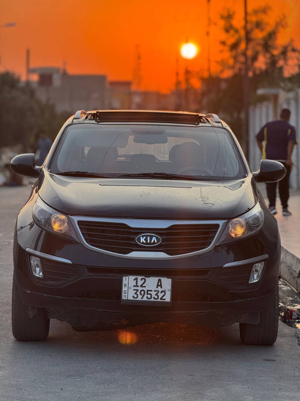 السلام عليكم
سبورتج للبيع او مراوس لون اسود السيارة كلين بيها فقط بارد شبر بباب السايق وملاحظات خفيفه 

محرك 2000 دوش مامفتوح

مواصفات: 

تحكمات سترين جهتين +كاميرا +حساسات خلفيه+ بانورما +ABS 

ماشية 200 الف 

السعر 150 وبيها مجال


**إذا كنت صاحب هذا الإعلان وتريد حذفه لأي سبب، رجاءا أرسل رسالة إلى الدعم الفني**