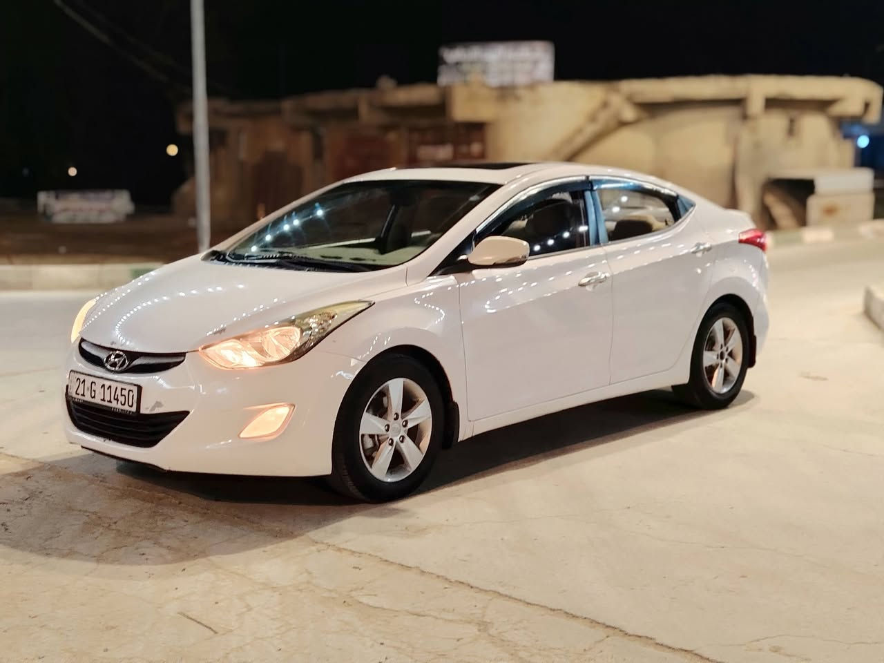 يا الله
السلام عليكم
النترا موديل 2014 خليجي
مكينه 1800 دوش
فتحه 
رقم سليمانيه دولي جديده بأسمي 
سياره مكفوله
كير ومكينة كفالة
سيارة حلوه وجاهزه للأخير
تبريد ثلج حداديه جديده تخم تاير جديد
سياره حلوه وبعد احلى من الصور
السعر 126 وبيه مجال بسيط
مكان السياره بابل ناحية الطليعه
***********
***********
