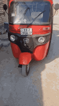 سلام عليكم تكتك البيع ٢٠ مسجله بسنويه 19شهر 12 تحويل ثاني يوم تكتك حلوه كل نقص مابيه مكينه اكسن لا تنقيص لا تبخير ما مشروكه تخم تاير جديد كهربيات كله شغاله شوف الفيديو وسمع صوت المكينه شلون ناعم *********** مدينه الصدر حي الكوفه
