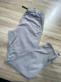 قياس ٣٤ • ملابس