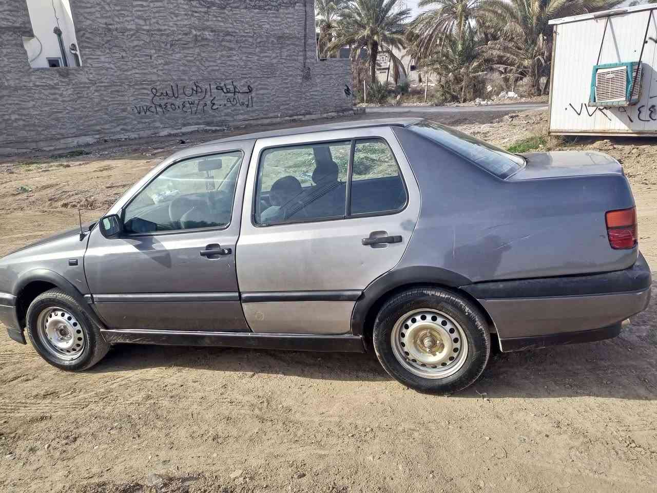 السلام عليكم ورحمه الله عندي كولف فنتو موديل 92 محرك 2000 وكير عادي رقم بغداد بسم  صدر امامي و خلفي وتخم تاير ومحرك لا صرف ولا تبخير السعر 37 ورقة او امراوس الشراي يتصل واني بالخدمة هذا رقمي ***********
