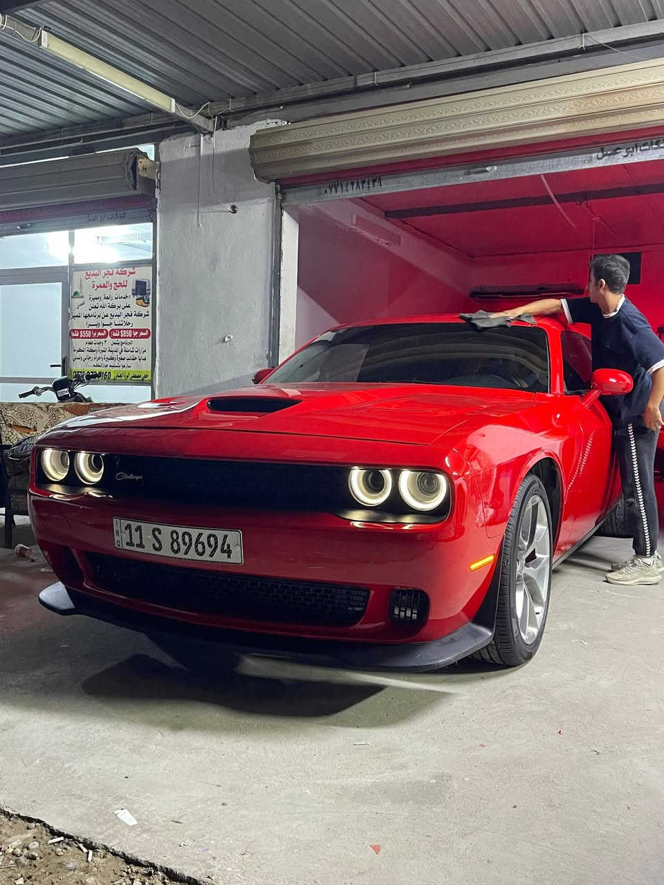 السلام عليكم
السعر 182
جالنجر gt 2020
لون احمر رقم بغداد ماشية ٨٥ الف
السيارة جدا نضيفة وكامله من كل نواحي متصرف  عليهة الف
كشنات حظن
شفتات سرعة
تحكمات بصمة تشغل مع ابواب
مواصفات gt معرفة
حادث جاملغين وبنيد
العنوان بغداد حي الجهاد ***********
